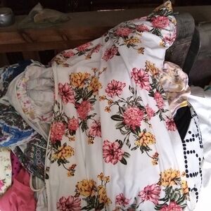 Variety Of Women's/Kids Clothes